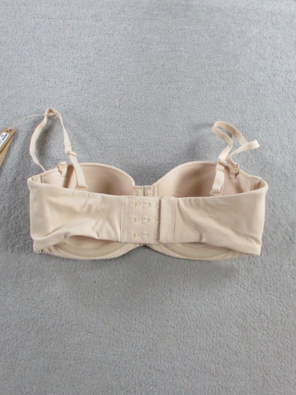 SKIMS Fits Everybody Strapless Bra Womens 32C Sand NWT - Picture 2 of 5